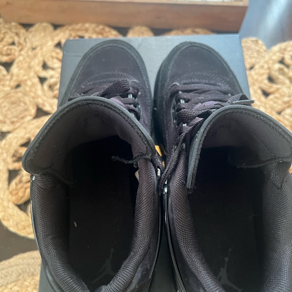 Jordan Big Kids' Spizike Low All-Black Sneakers - Picture 6 of 13